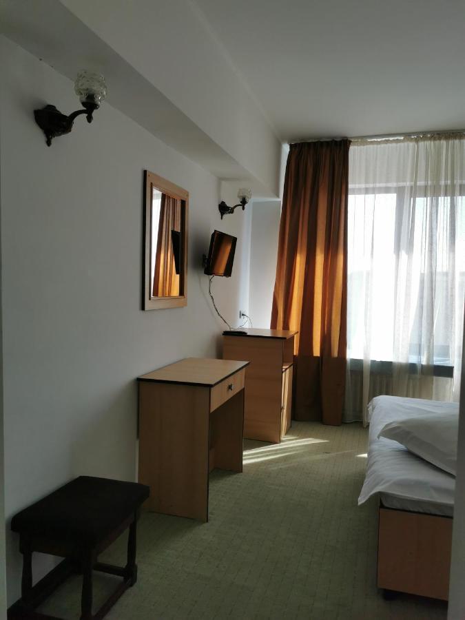 Hotel Unirea Focșani Bagian luar foto