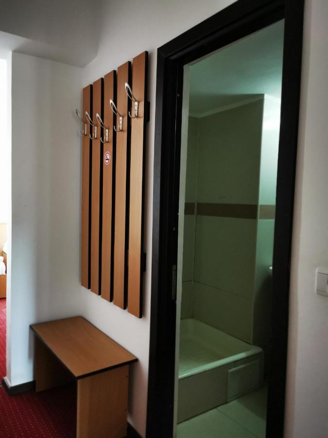 Hotel Unirea Focșani Bagian luar foto