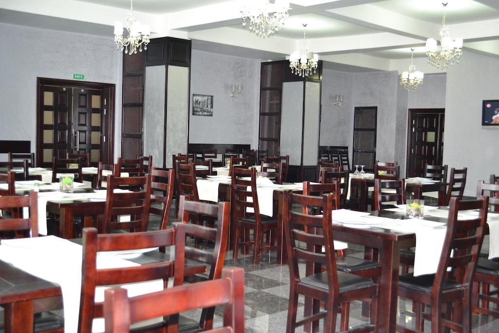 Hotel Unirea Focșani Bagian luar foto
